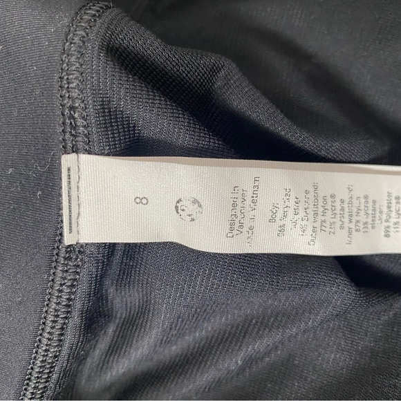 Lululemon high rise speed up shorts 2.5” - Picture 5 of 5